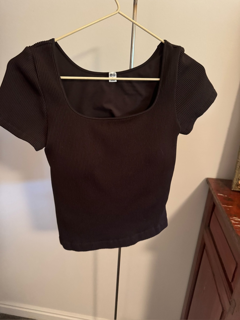Uniqlo Square Neck Ribbed Short Sleeve Brown Brami Top